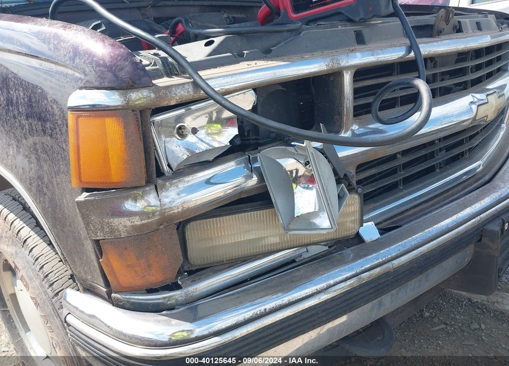 1997 CHEVROLET TAHOE LS VIN: 1GNEK13R0VJ350057