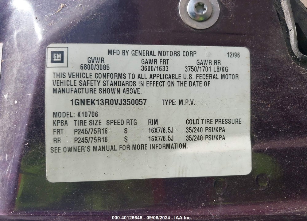 1997 CHEVROLET TAHOE LS VIN: 1GNEK13R0VJ350057
