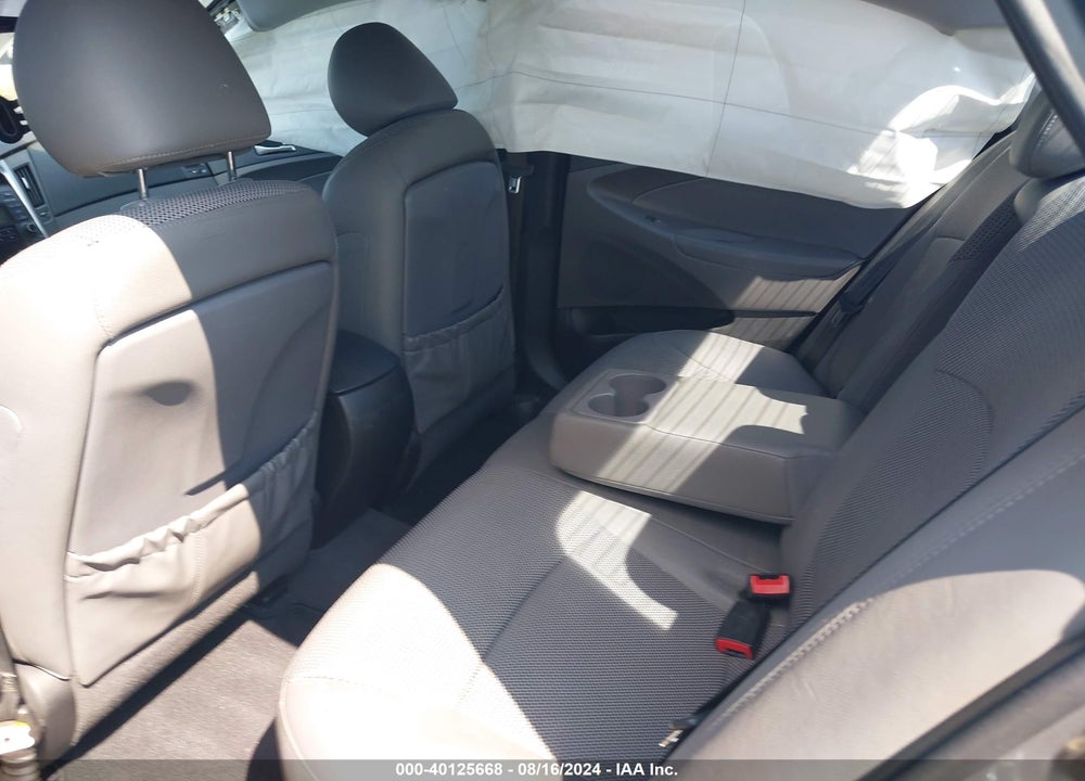 2013 HYUNDAI SONATA SE VIN: 5NPEC4AC8DH531646