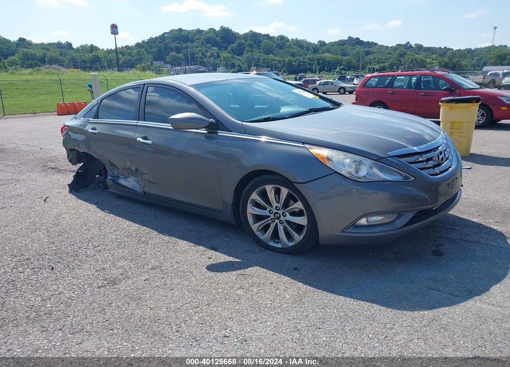 2013 HYUNDAI SONATA SE VIN: 5NPEC4AC8DH531646