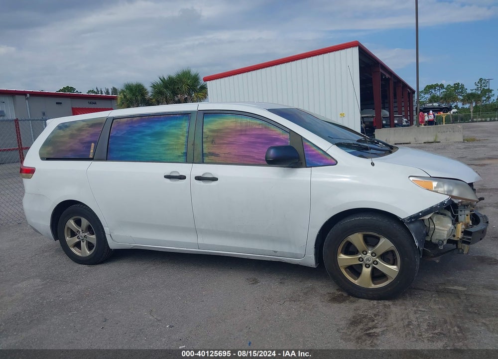 2011 TOYOTA SIENNA BASE V6 VIN: 5TDZK3DC6BS091332