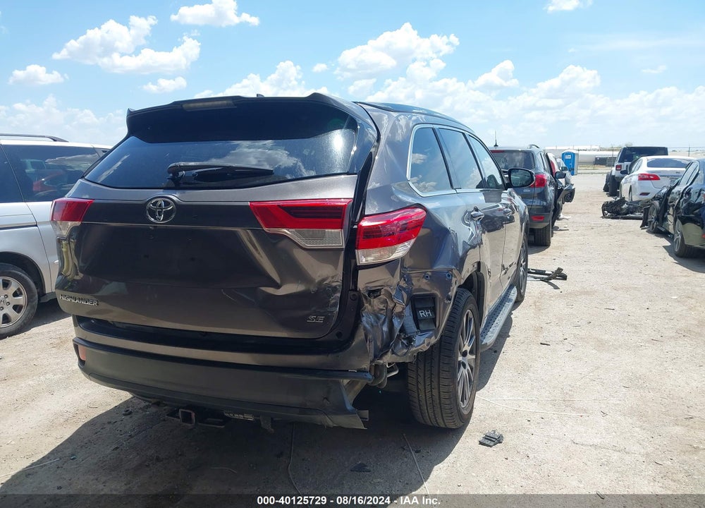 2017 TOYOTA HIGHLANDER SE VIN: 5TDKZRFH9HS509545