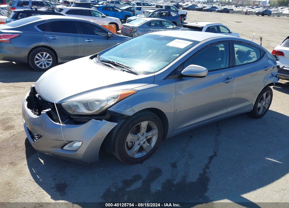 2013 HYUNDAI ELANTRA GLS VIN: KMHDH4AE5DU916923