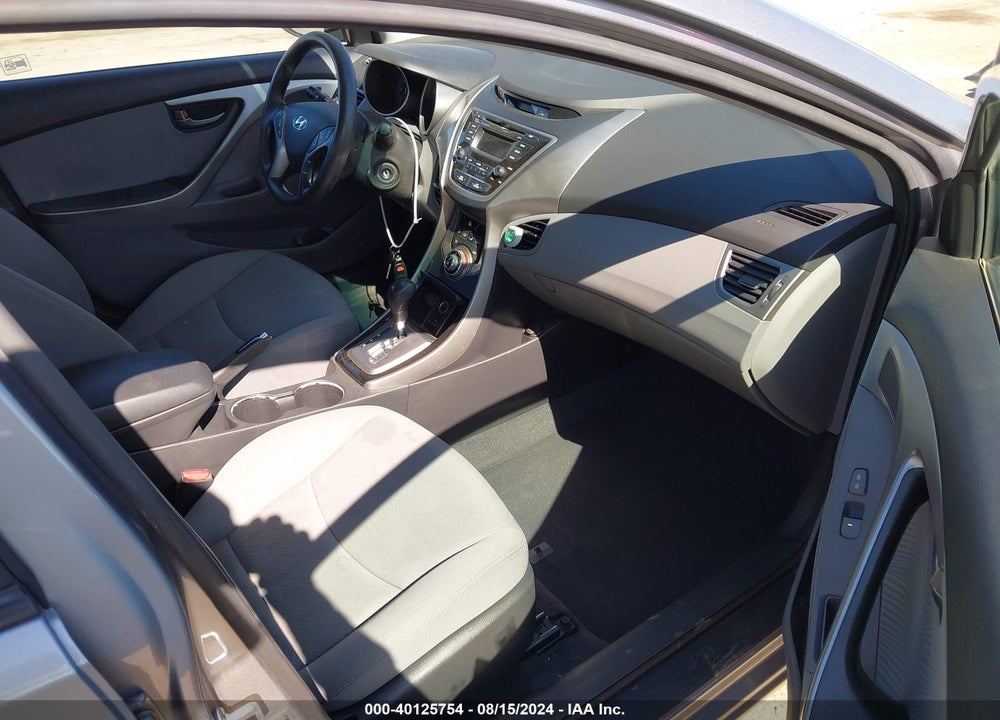 2013 HYUNDAI ELANTRA GLS VIN: KMHDH4AE5DU916923