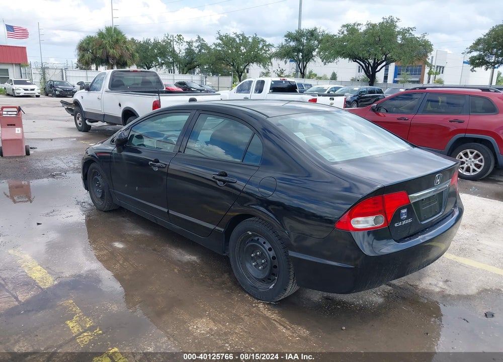 2010 HONDA CIVIC LX VIN: 19XFA1F5XAE086555