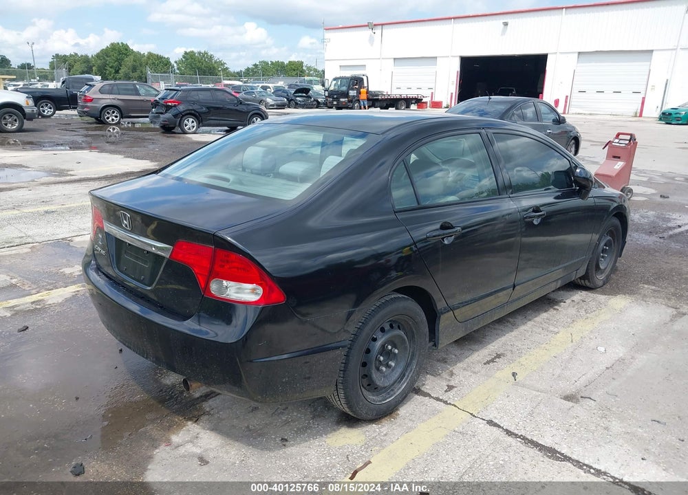 2010 HONDA CIVIC LX VIN: 19XFA1F5XAE086555