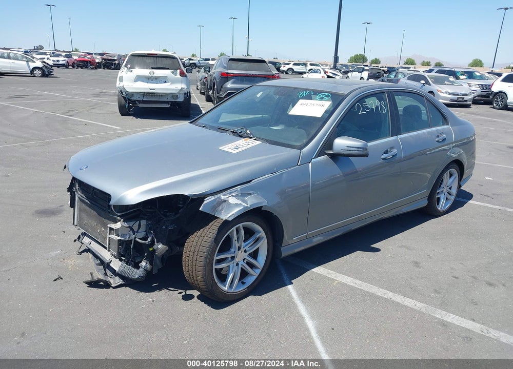 2013 MERCEDES-BENZ C 250 LUXURY/SPORT VIN: WDDGF4HB5DR270620
