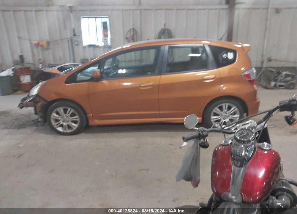 2010 HONDA FIT SPORT VIN: JHMGE8G44AC009967