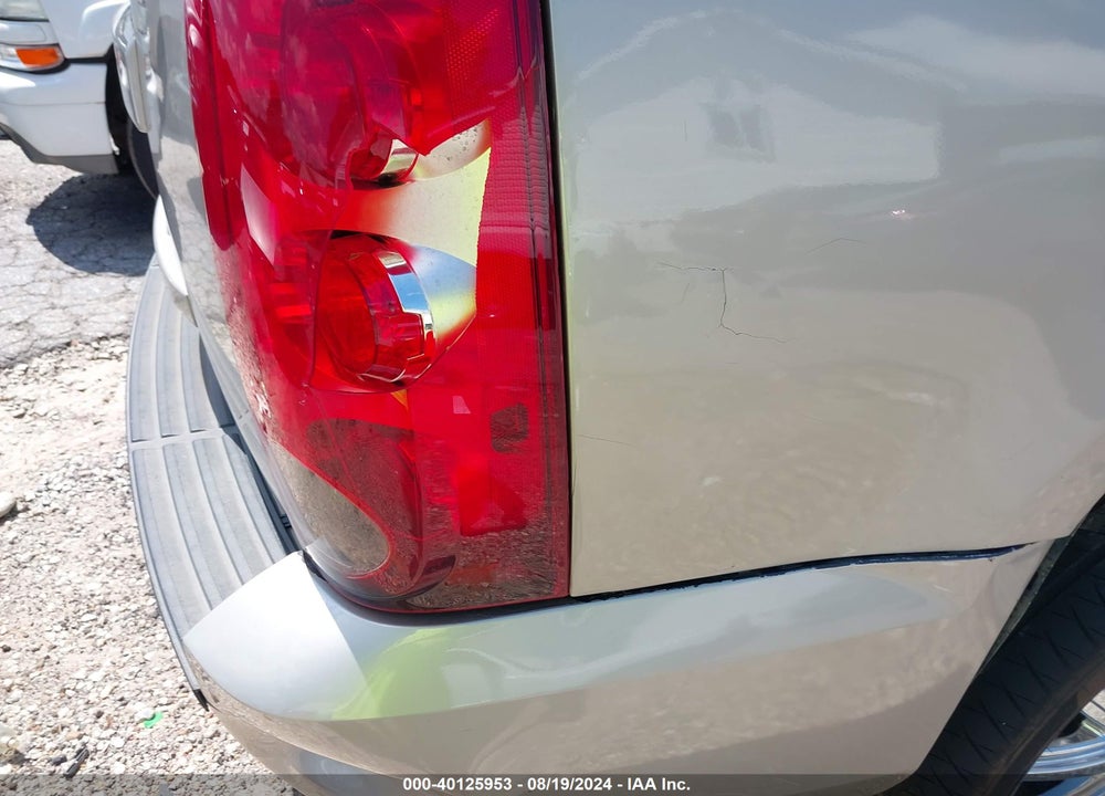 2007 GMC YUKON SLT VIN: 1GKFC13077J354531