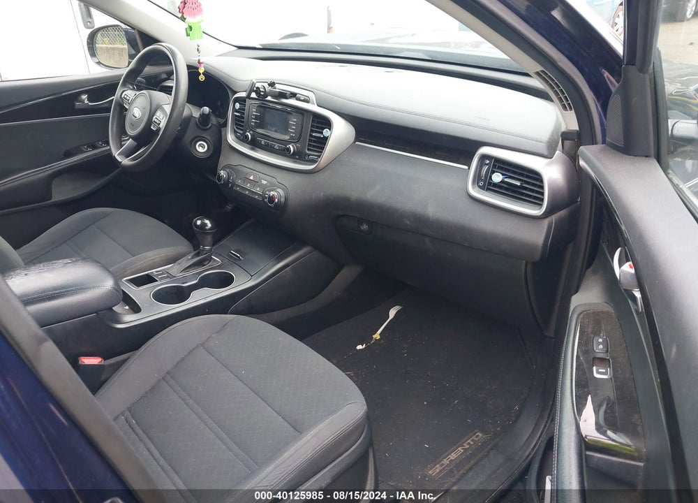 2016 KIA SORENTO 2.4L LX VIN: 5XYPG4A36GG083528