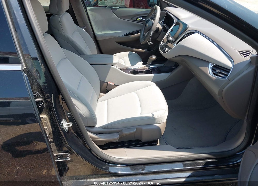 2020 CHEVROLET MALIBU FWD LT VIN: 1G1ZD5ST2LF074384