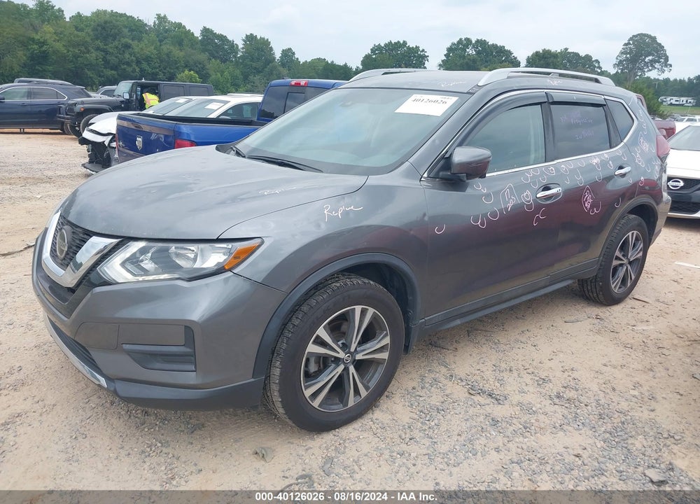 2019 NISSAN ROGUE SV VIN: 5N1AT2MV7KC820733