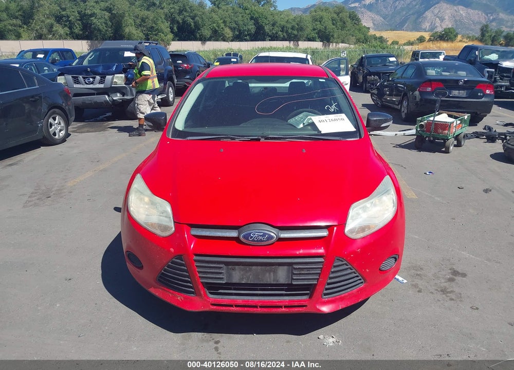 2014 FORD FOCUS SE VIN: 1FADP3F27EL318281