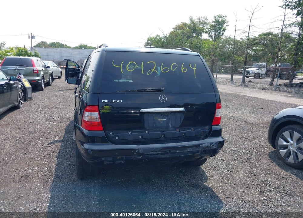 2005 MERCEDES-BENZ ML 350 4MATIC VIN: 4JGAB57E65A528880