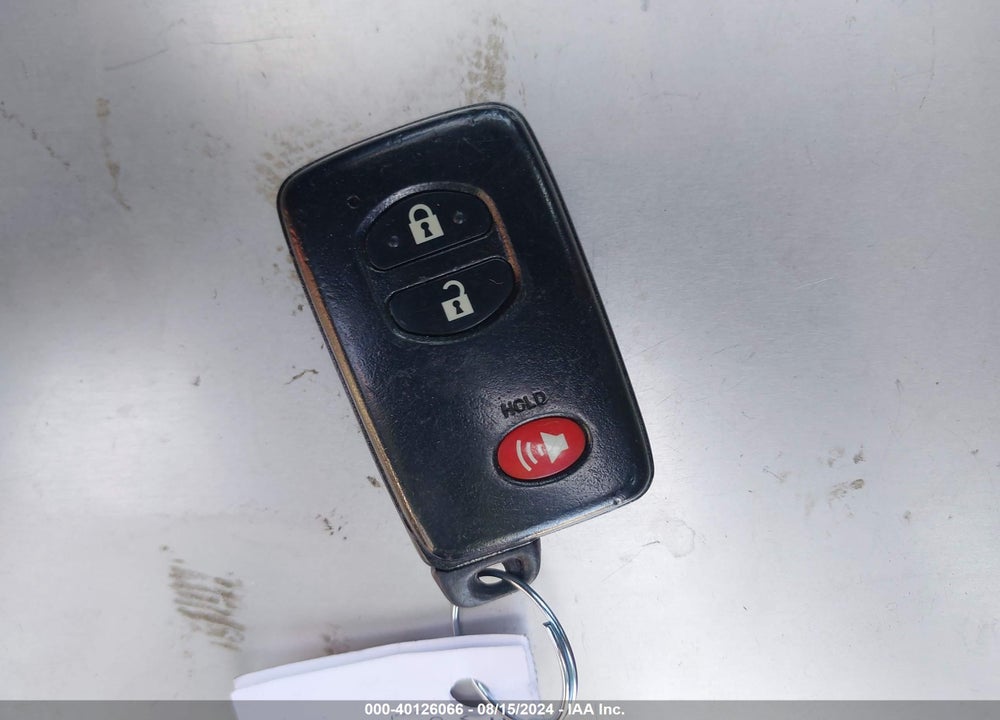 2010 TOYOTA PRIUS II VIN: JTDKN3DU2A5029108