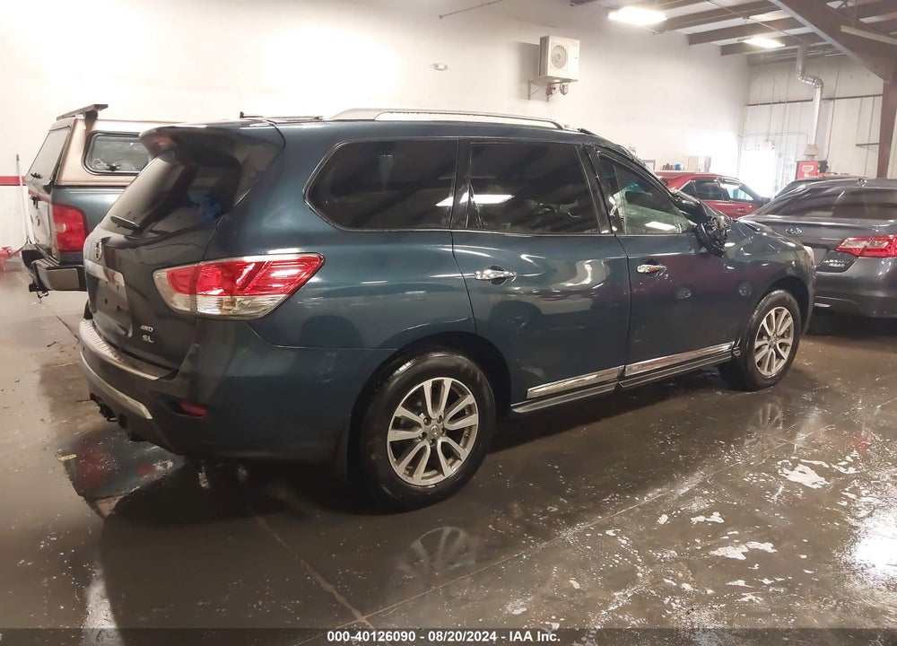 2014 NISSAN PATHFINDER SL VIN: 5N1AR2MM1EC654610