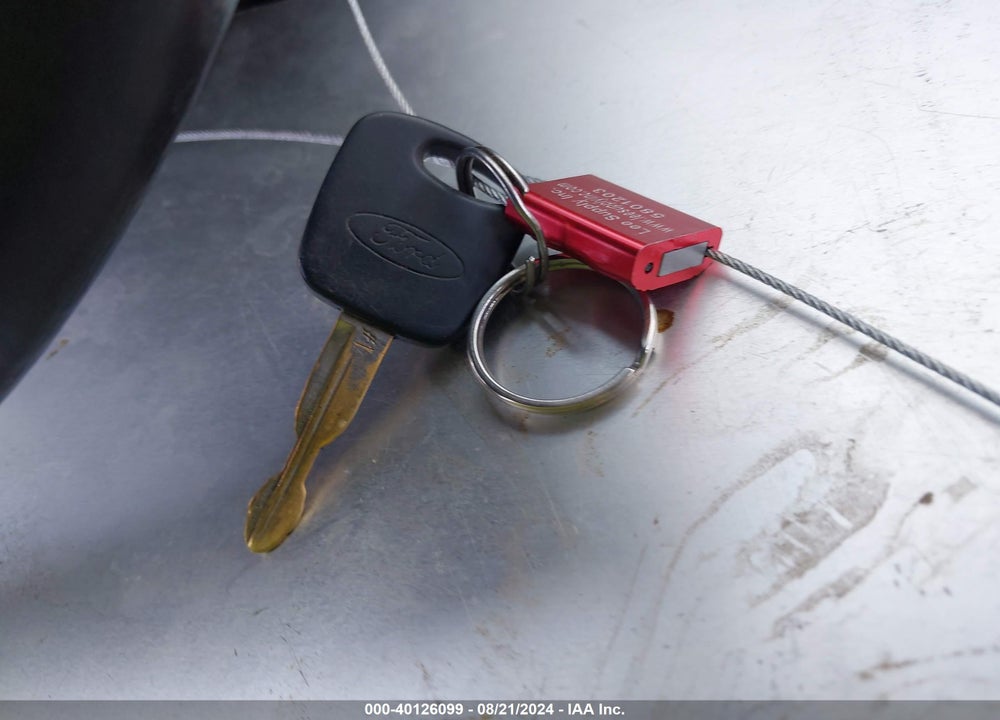 2005 FORD FOCUS ZX4 VIN: 1FAFP34N15W246725