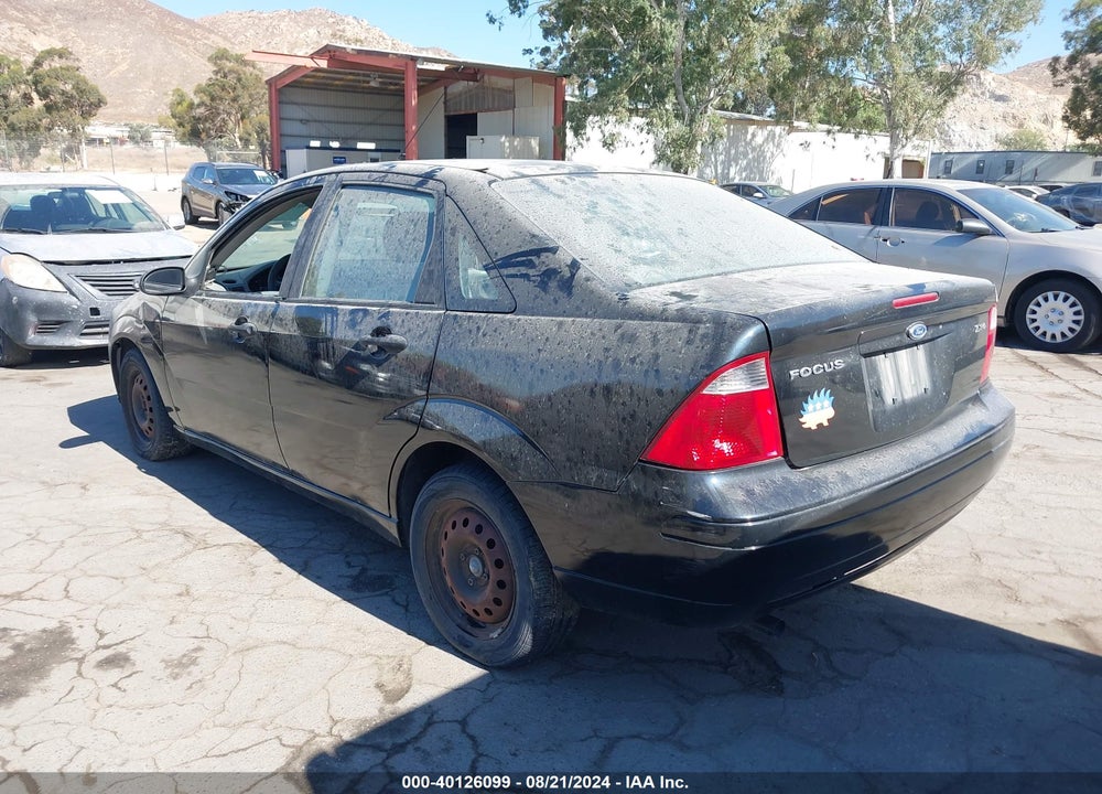 2005 FORD FOCUS ZX4 VIN: 1FAFP34N15W246725