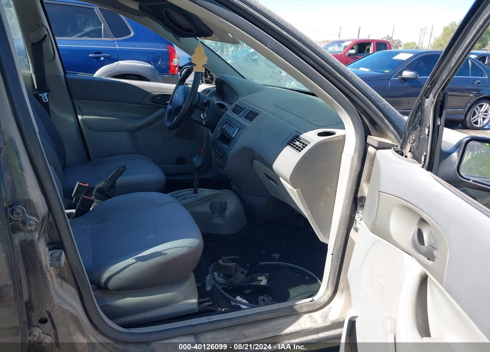 2005 FORD FOCUS ZX4 VIN: 1FAFP34N15W246725