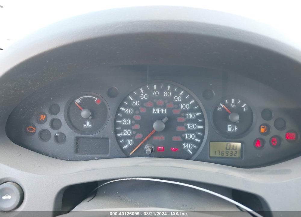 2005 FORD FOCUS ZX4 VIN: 1FAFP34N15W246725