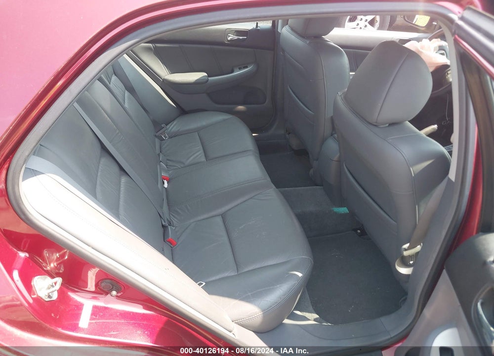 2004 HONDA ACCORD 2.4 EX VIN: 1HGCM56744A077068