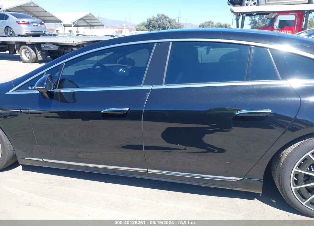 2022 MERCEDES-BENZ EQS 450 VIN: W1KCG2DB0NA015217