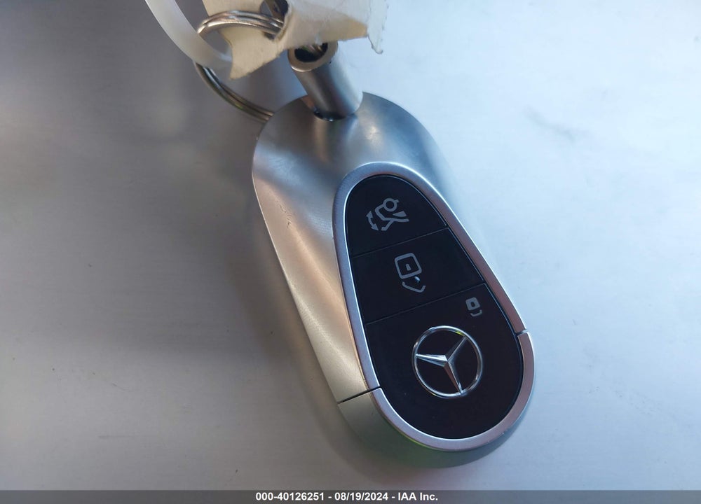 2022 MERCEDES-BENZ EQS 450 VIN: W1KCG2DB0NA015217