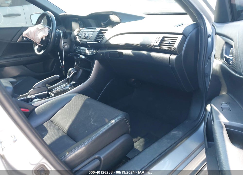 2017 HONDA ACCORD SPORT VIN: 1HGCR2F55HA261259