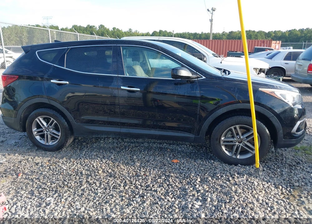 2017 HYUNDAI SANTA FE SPORT 2.4L VIN: 5NMZTDLB5HH004401