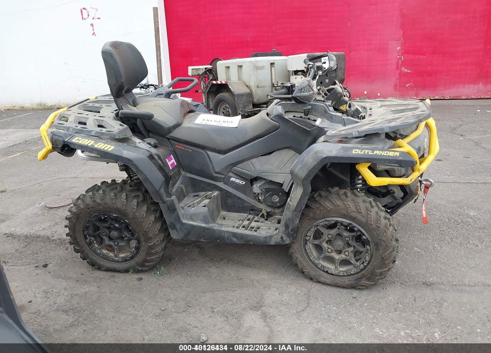 2023 CAN-AM OUTLANDER MAX XT 850/XT-P 850 VIN: 3JBLPAU4XPJ005603