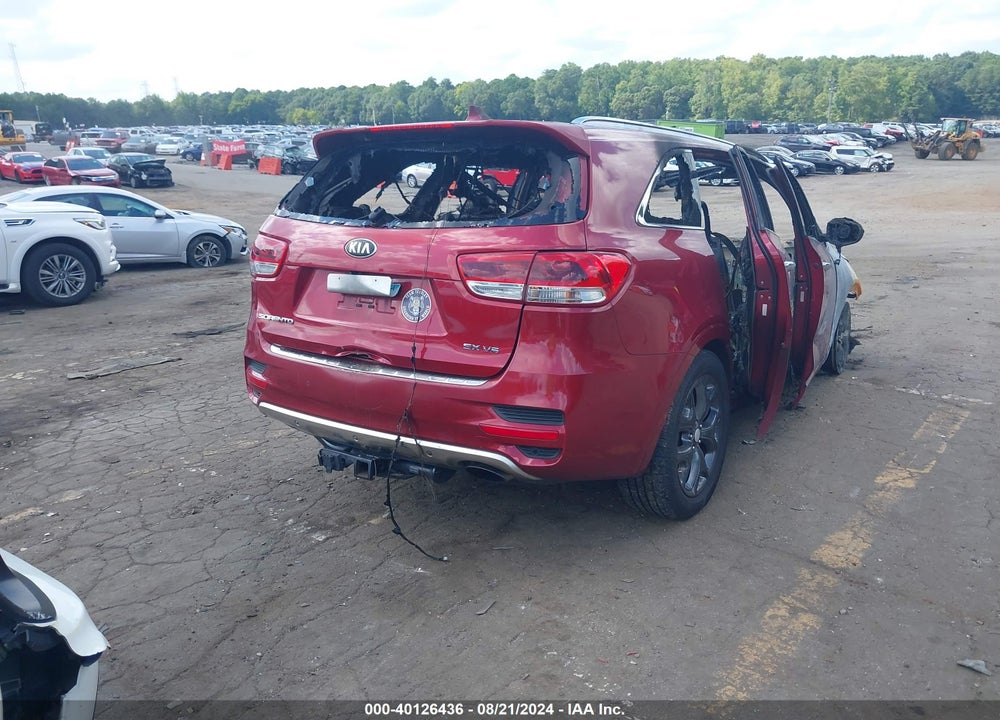 2016 KIA SORENTO 3.3L SX VIN: 5XYPK4A50GG129421