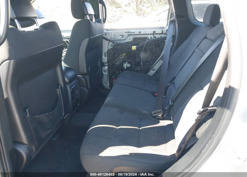 2016 JEEP GRAND CHEROKEE LAREDO VIN: 1C4RJEAG5GC463970