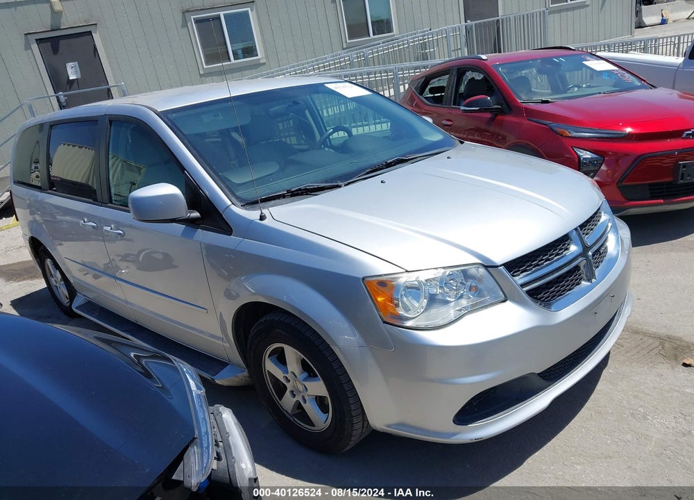 2011 DODGE GRAND CARAVAN VIN: 2D4RN3DG3BR657257