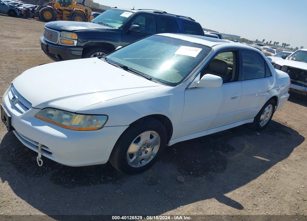 2002 HONDA ACCORD 3.0 EX VIN: 1HGCG16562A015196