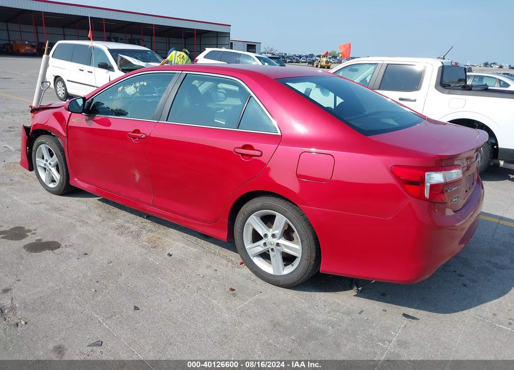 2013 TOYOTA CAMRY SE VIN: 4T1BF1FK6DU659071
