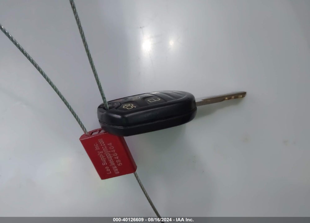 2013 FORD TAURUS SEL VIN: 1FAHP2E85DG118816