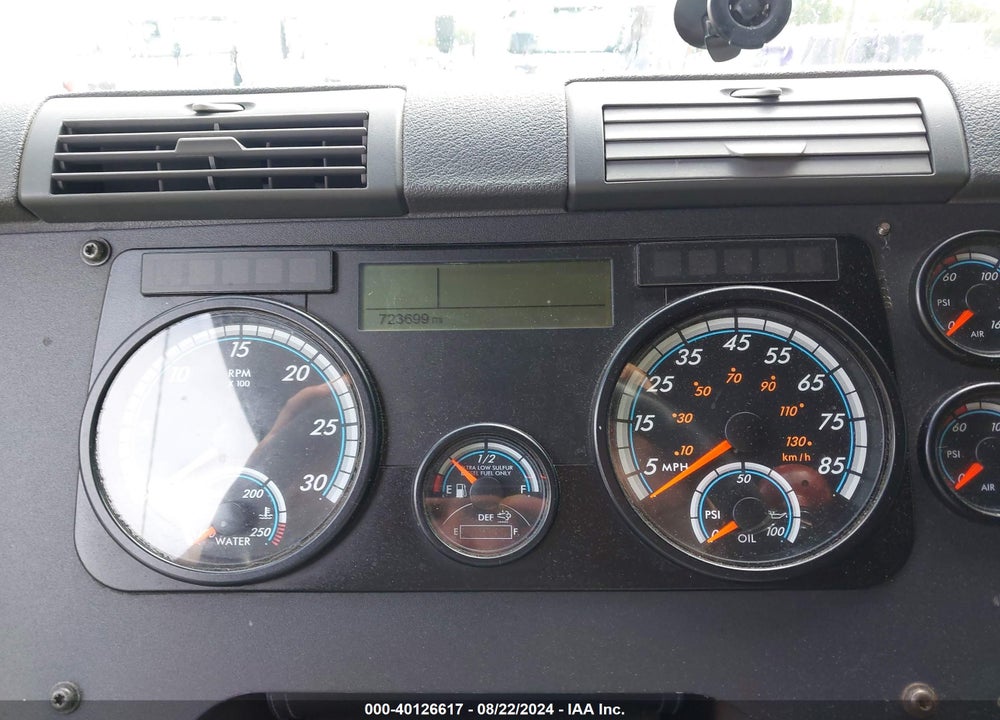 2016 FREIGHTLINER CASCADIA 125 VIN: 3AKJGLDR9GSGX3517