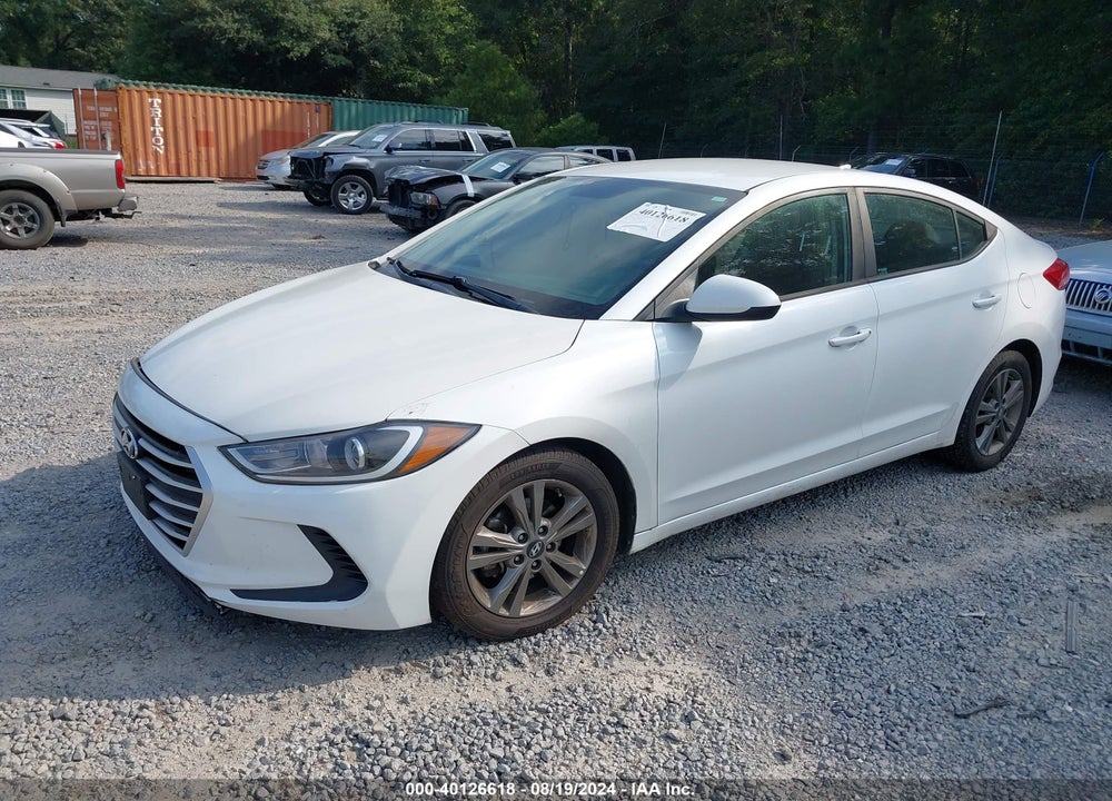2018 HYUNDAI ELANTRA SEL VIN: 5NPD84LF4JH300758