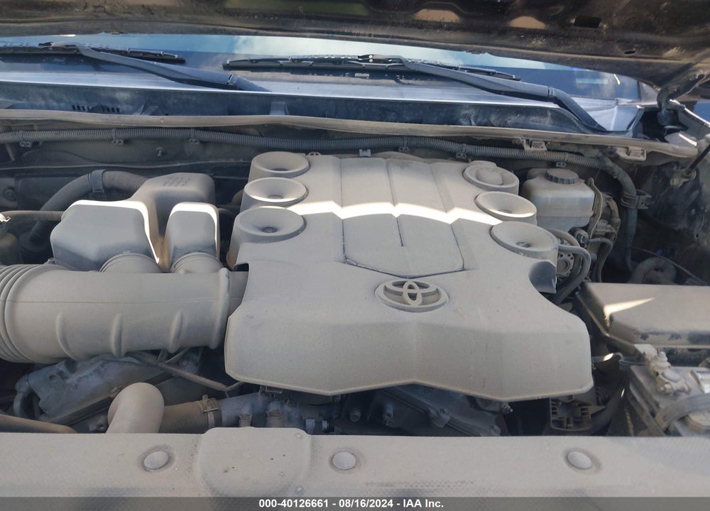 2010 TOYOTA 4RUNNER SR5 V6 VIN: JTEZU5JR6A5012014