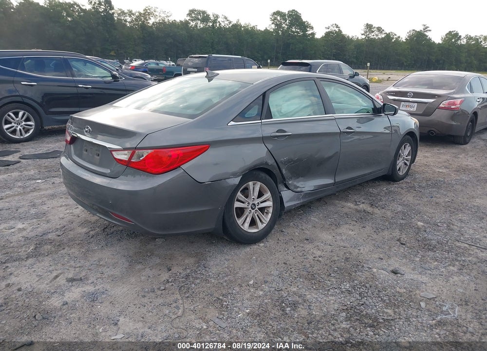 2013 HYUNDAI SONATA GLS VIN: 5NPEB4AC5DH622053
