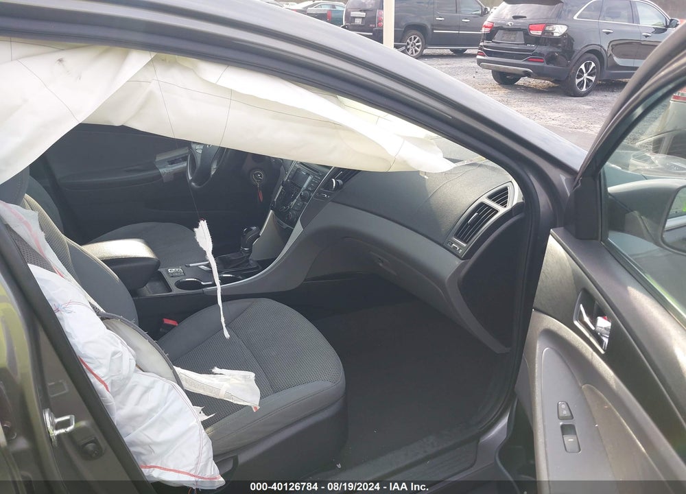 2013 HYUNDAI SONATA GLS VIN: 5NPEB4AC5DH622053