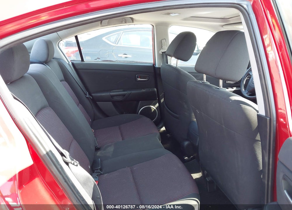 2004 MAZDA 3 S VIN: JM1BK123941133128