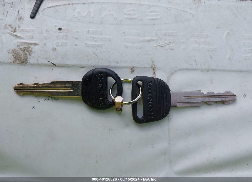 1997 HONDA CIVIC LX VIN: 2HGEJ6672VH583217