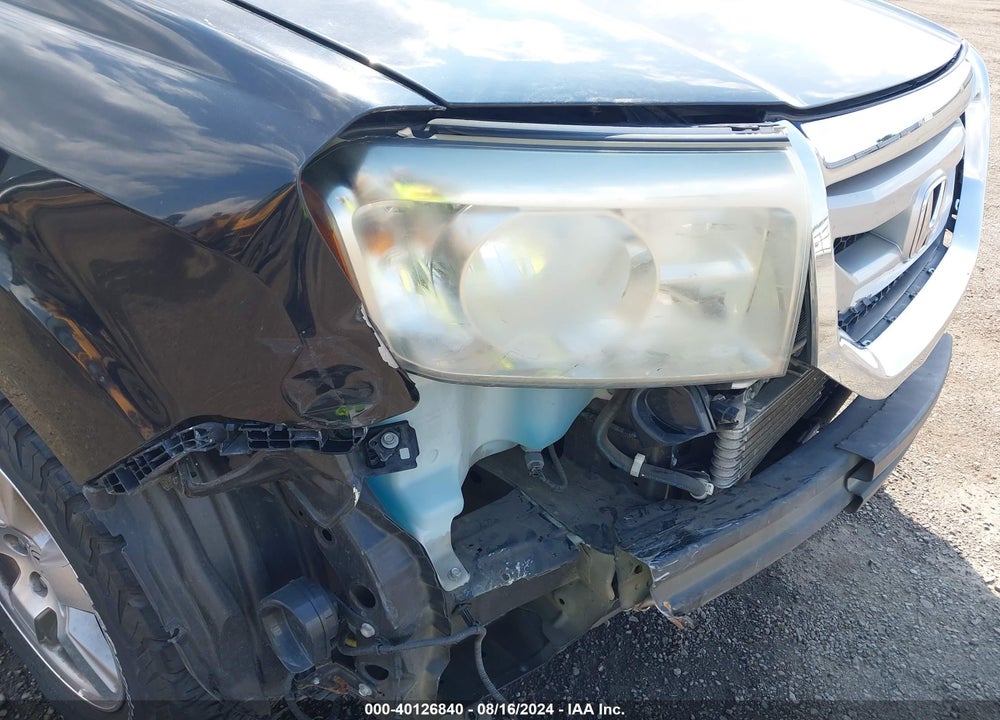 2011 HONDA PILOT EX-L VIN: 5FNYF4H51BB025017