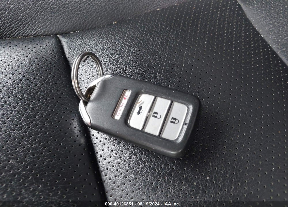 2015 HONDA ACCORD EX-L V-6 VIN: 1HGCR3F88FA037688