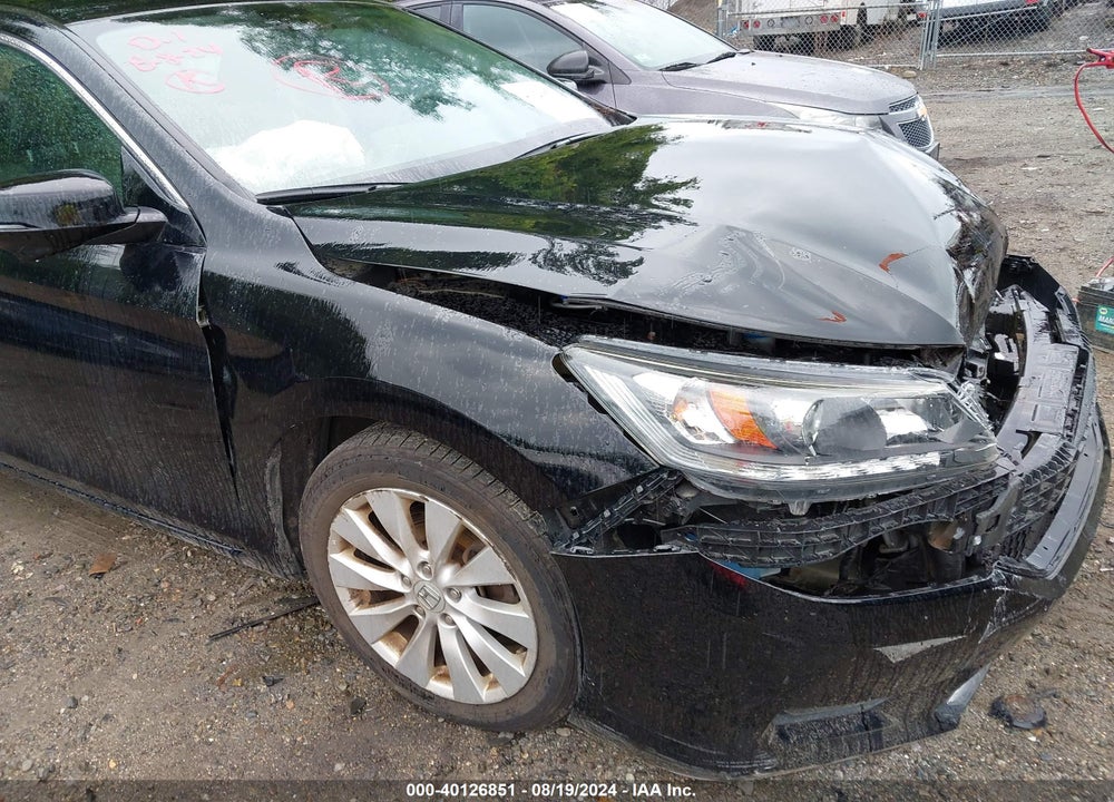 2015 HONDA ACCORD EX-L V-6 VIN: 1HGCR3F88FA037688