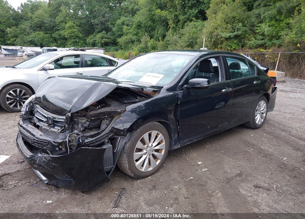 2015 HONDA ACCORD EX-L V-6 VIN: 1HGCR3F88FA037688