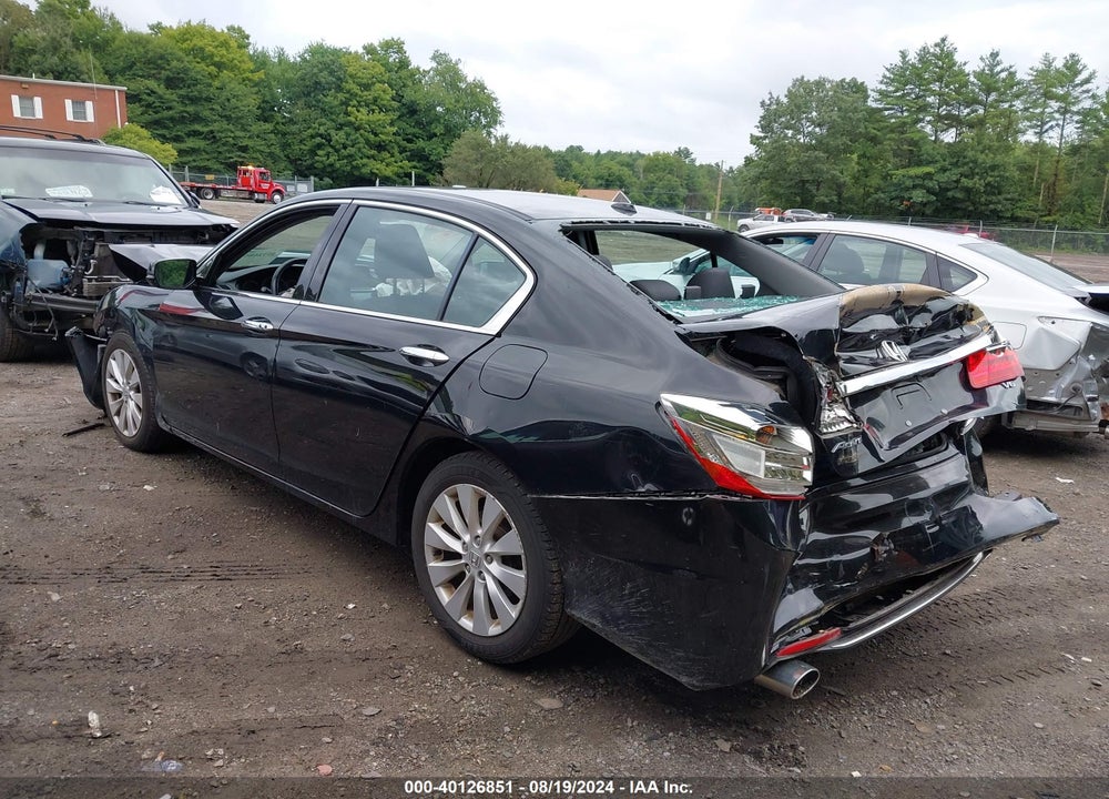 2015 HONDA ACCORD EX-L V-6 VIN: 1HGCR3F88FA037688