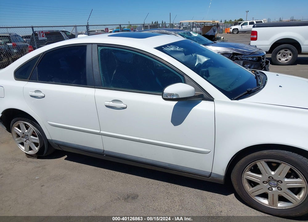 2007 VOLVO S40 2.4I VIN: YV1MS382572302511