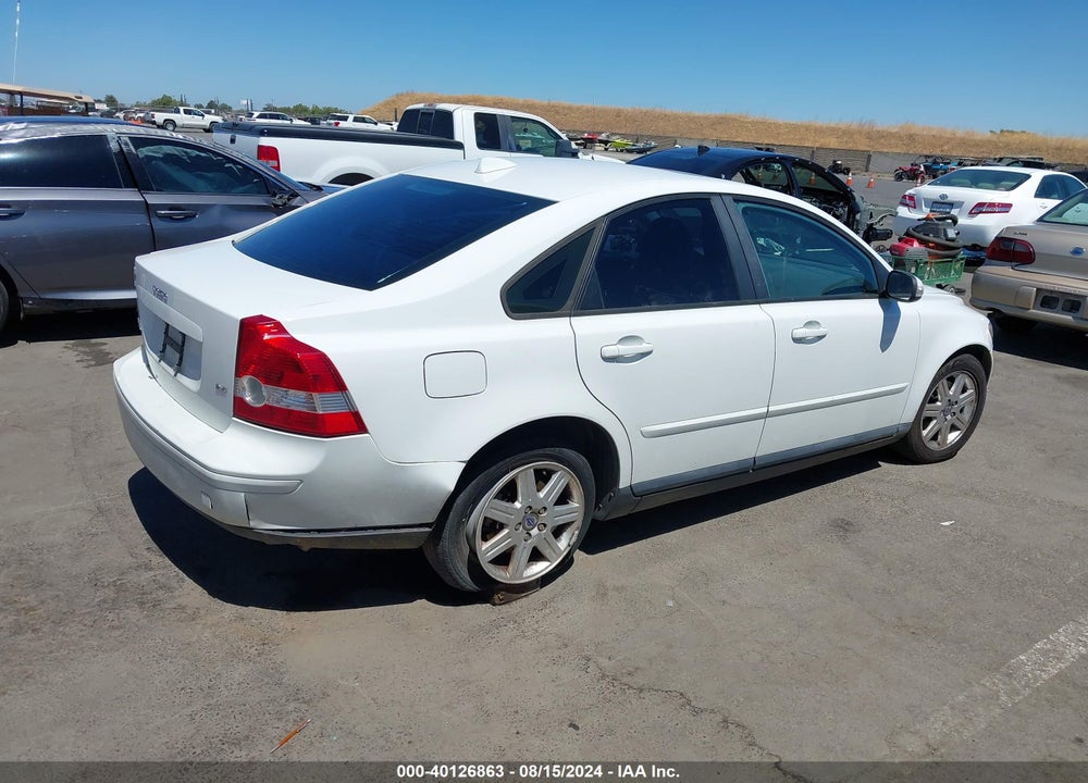 2007 VOLVO S40 2.4I VIN: YV1MS382572302511